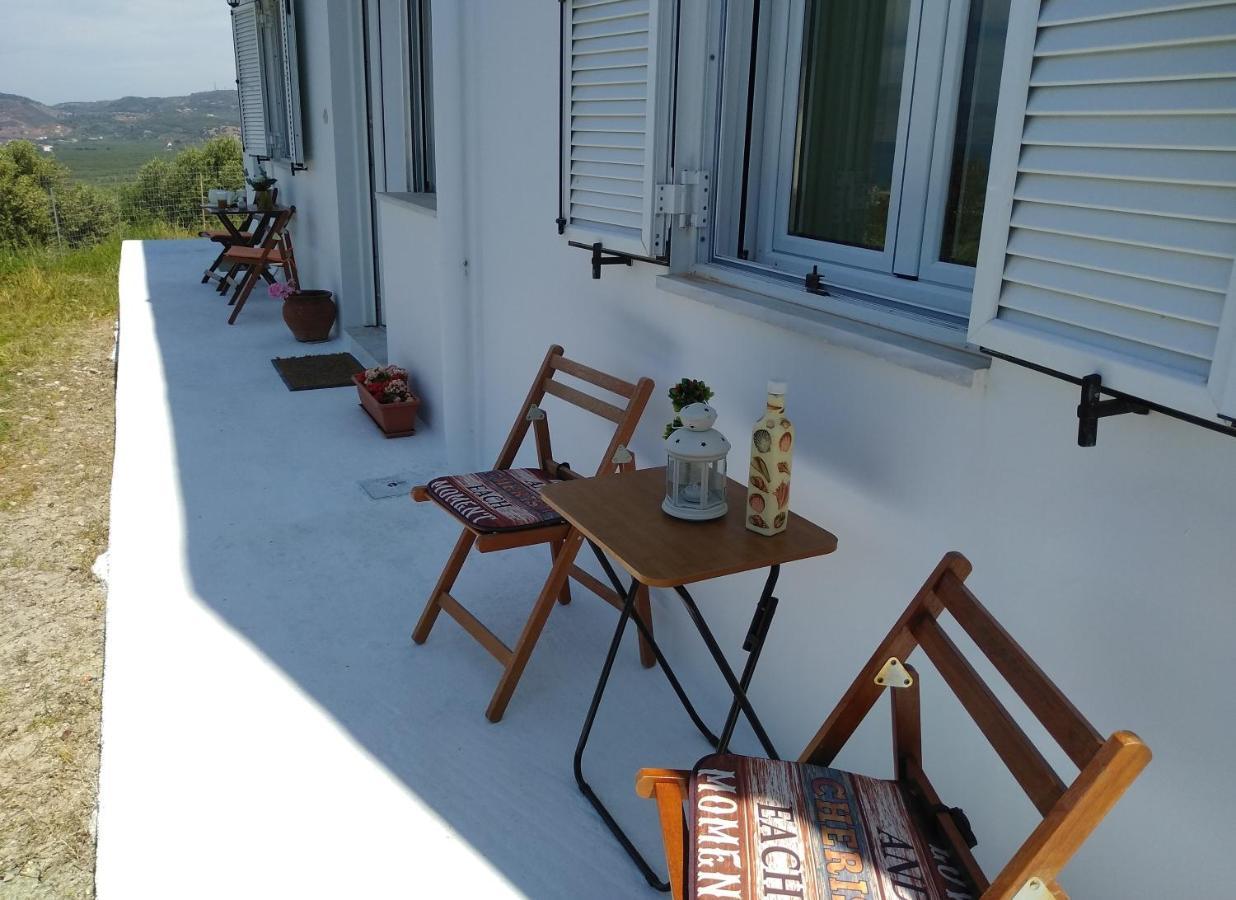 Villa Olive Breeze à Kíssamos Extérieur photo