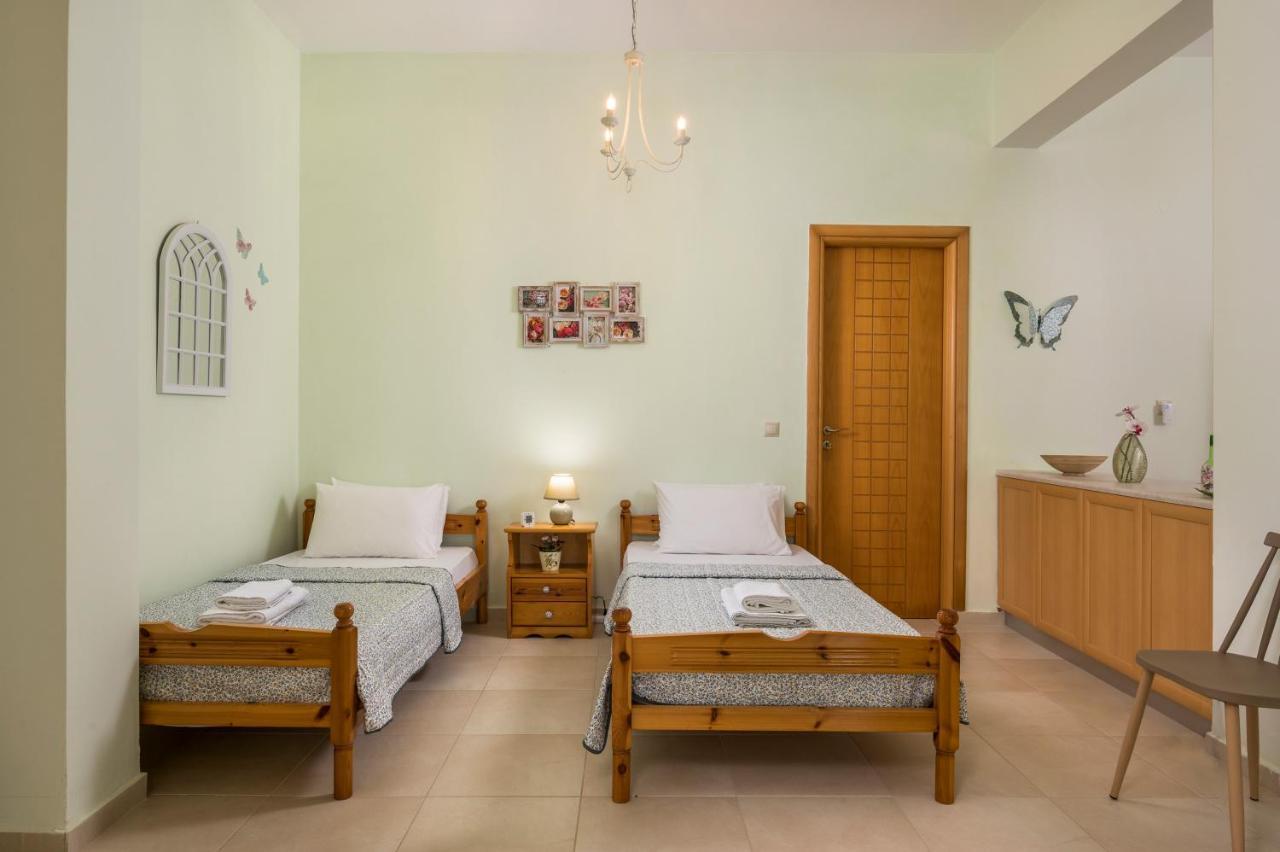 Villa Olive Breeze à Kíssamos Extérieur photo