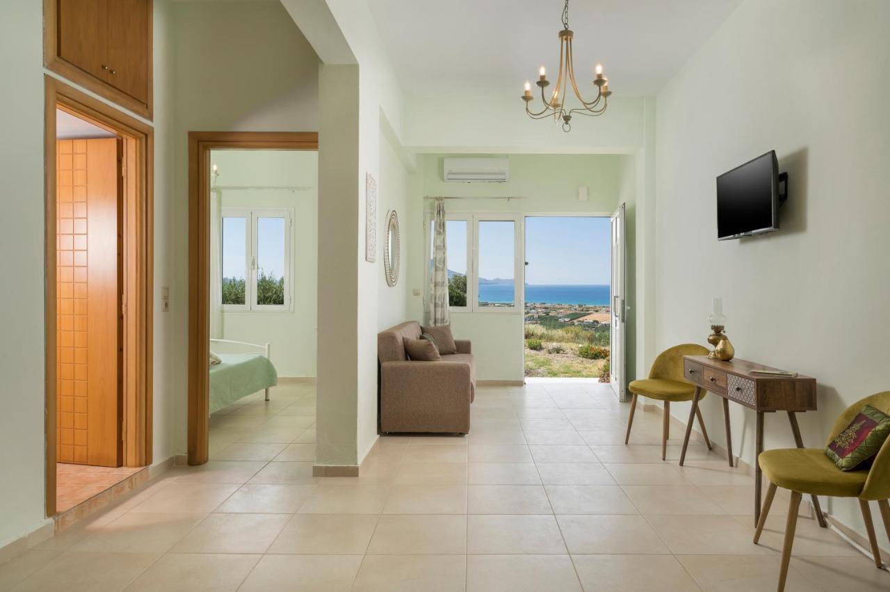 Villa Olive Breeze à Kíssamos Extérieur photo