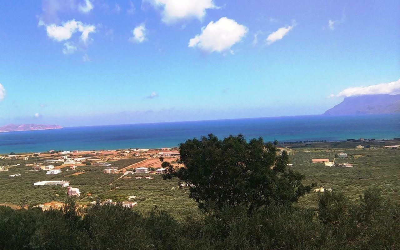 Villa Olive Breeze à Kíssamos Extérieur photo